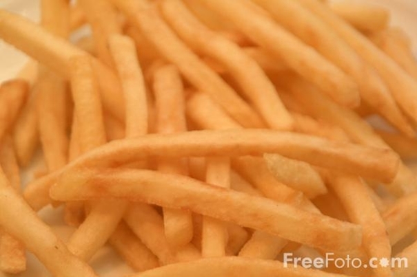 Friteuse ohne Fett: Gibt es wirklich gesunde Pommes Frites?