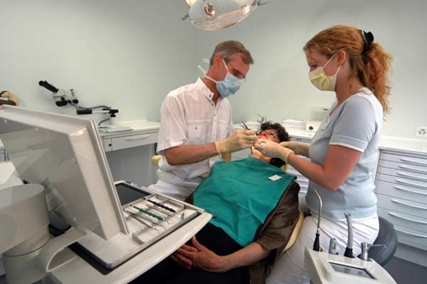 Neue Wege in der Zahnmedizin bald flächendeckend in Deutschland